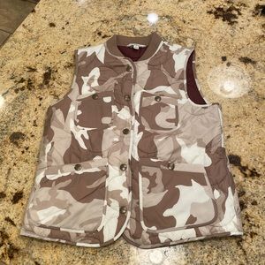LL Bean Signature Primaloft Quilted Camo Vest